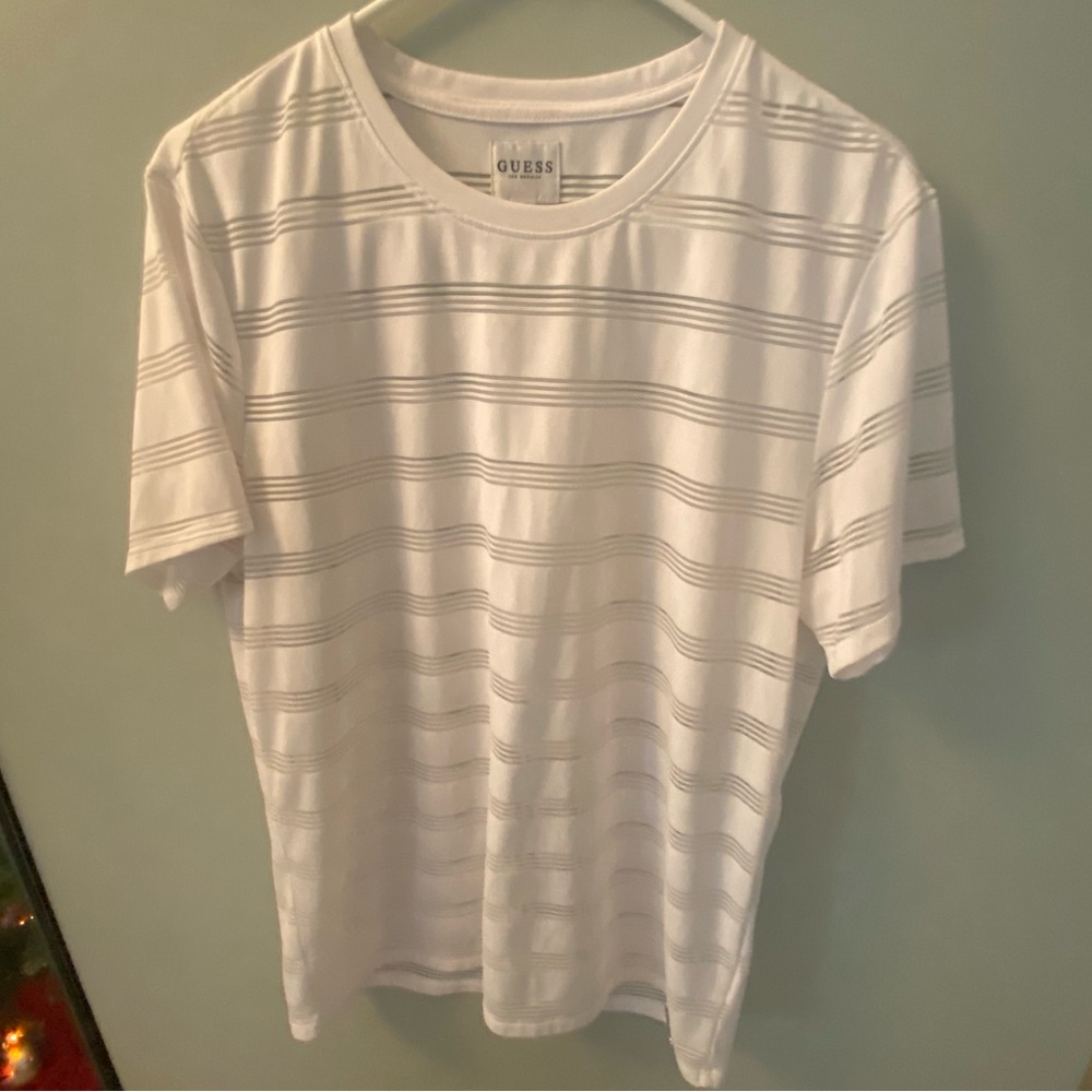 Guess T-Shirt